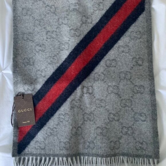 Gucci scarf - Picture 6 of 7